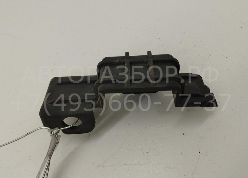 Кронштейн радиатора