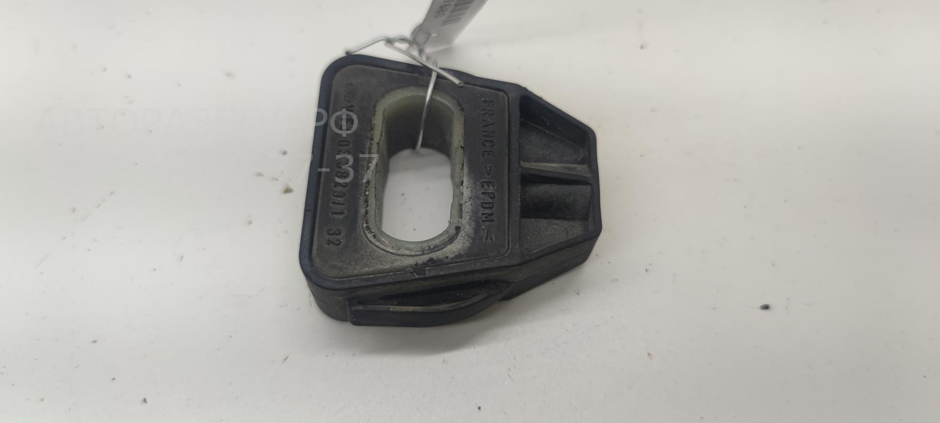 Кронштейн радиатора