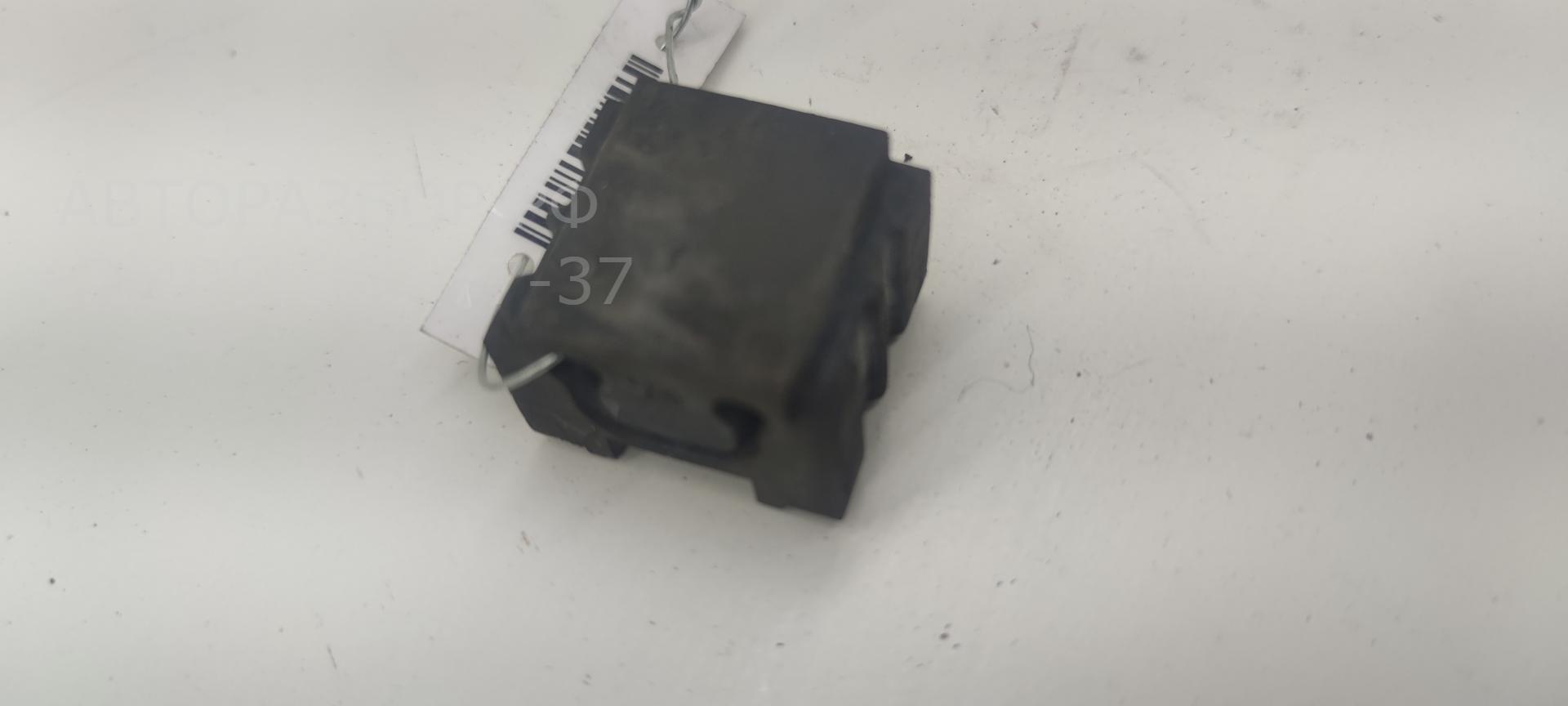 Кронштейн радиатора