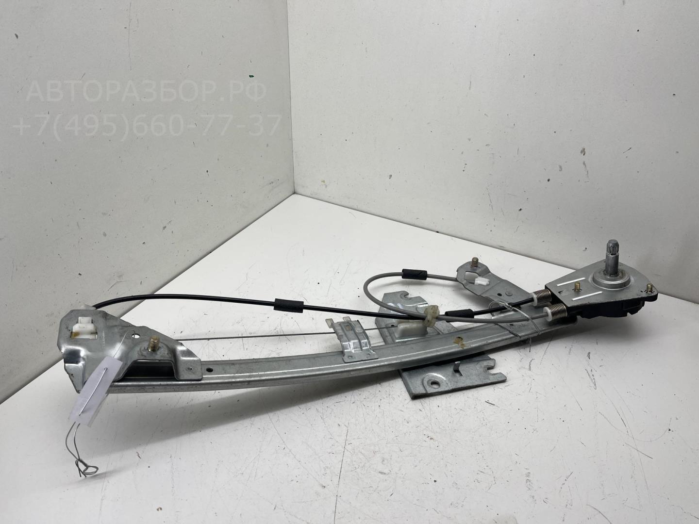Стеклоподъемник механ. задний левый