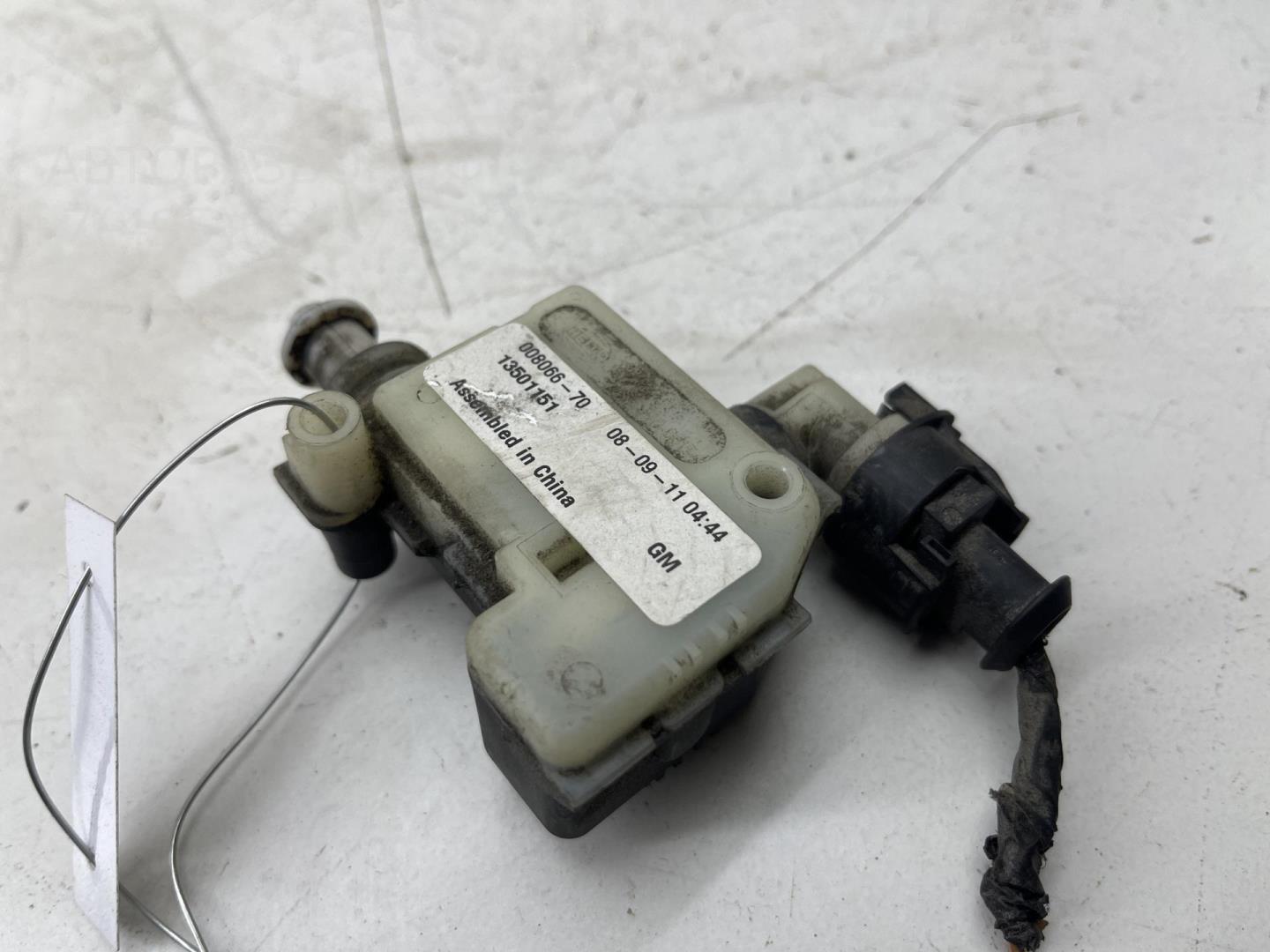 Активатор замка двери