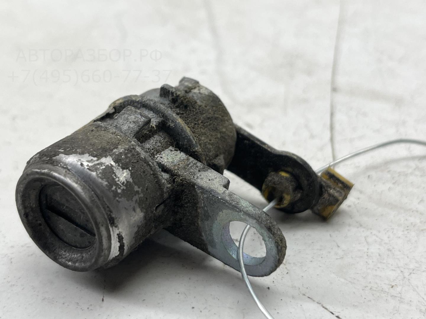 Вставка замка двери