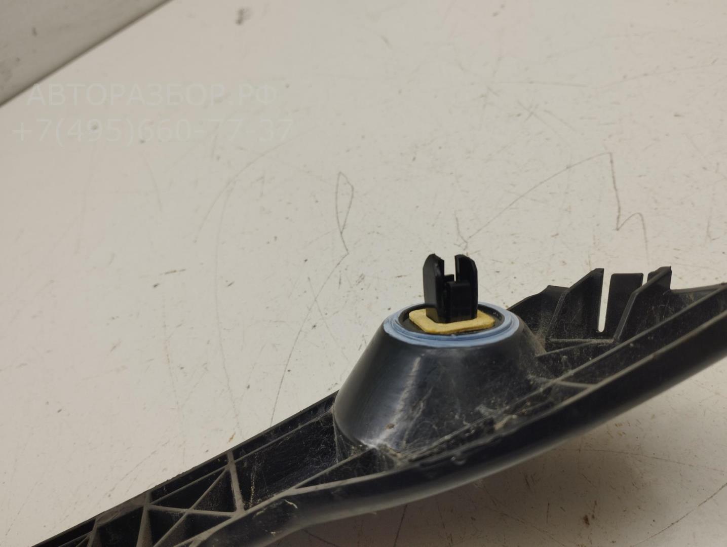 Кронштейн заднего бампера правый