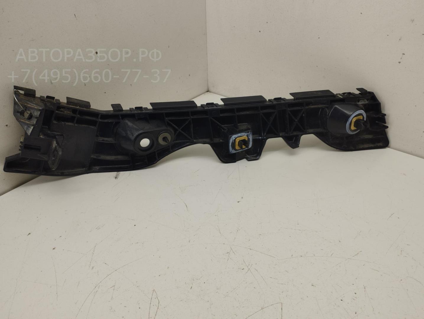 Кронштейн заднего бампера правый