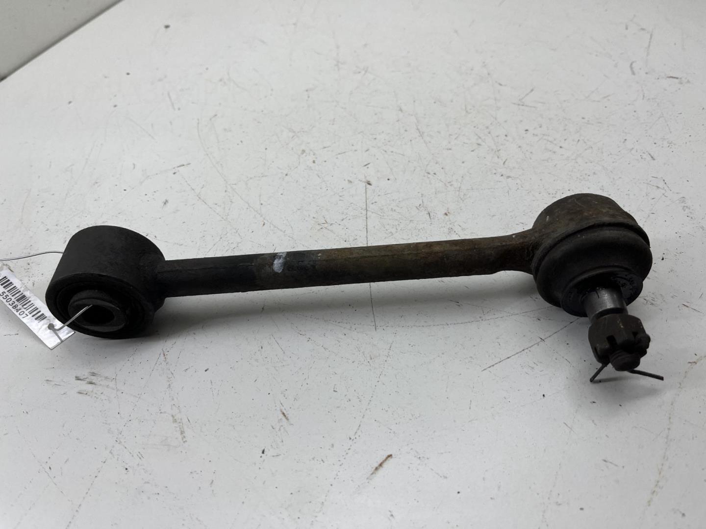 Рычаг задний левый