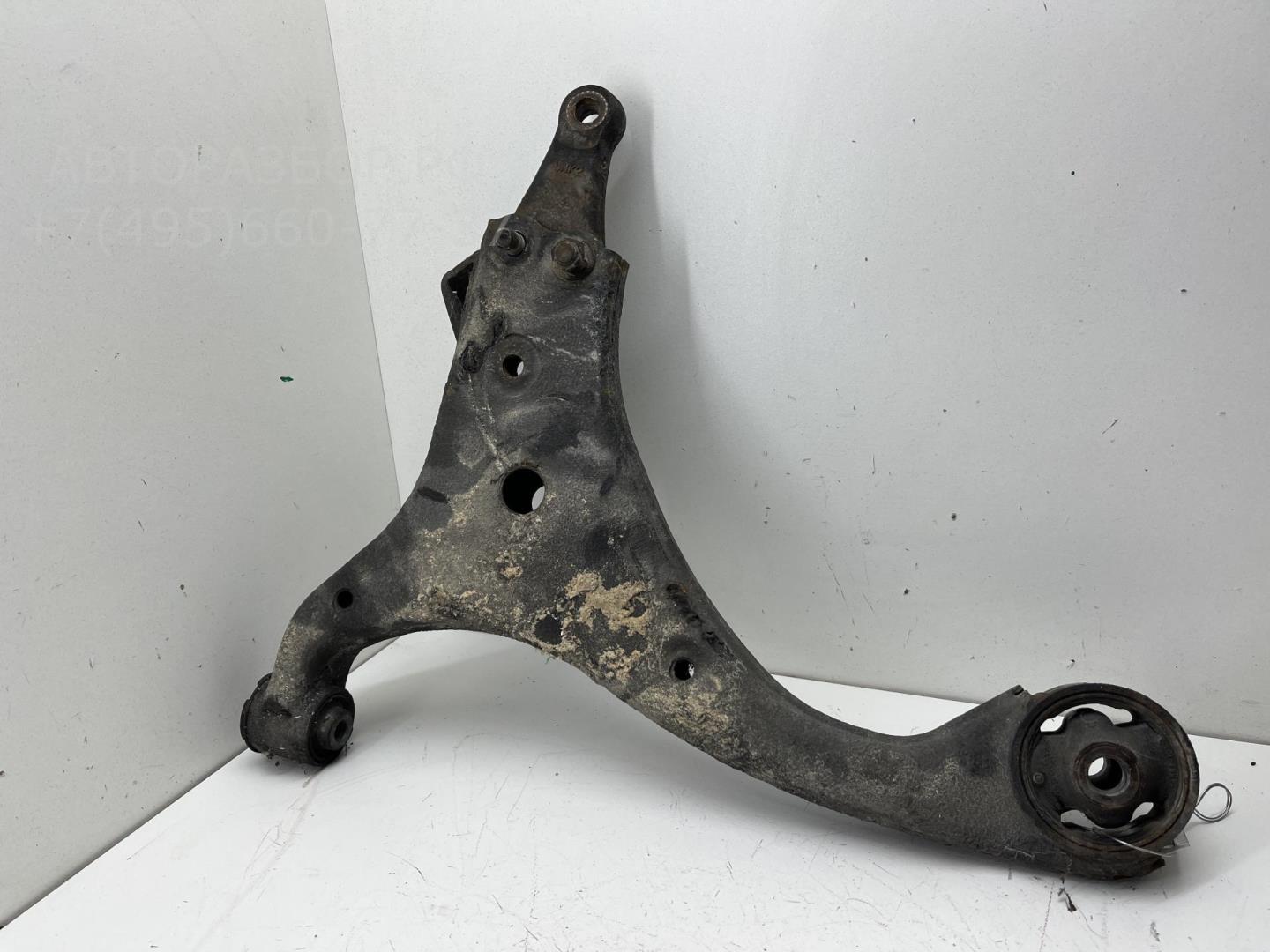 Рычаг передний правый