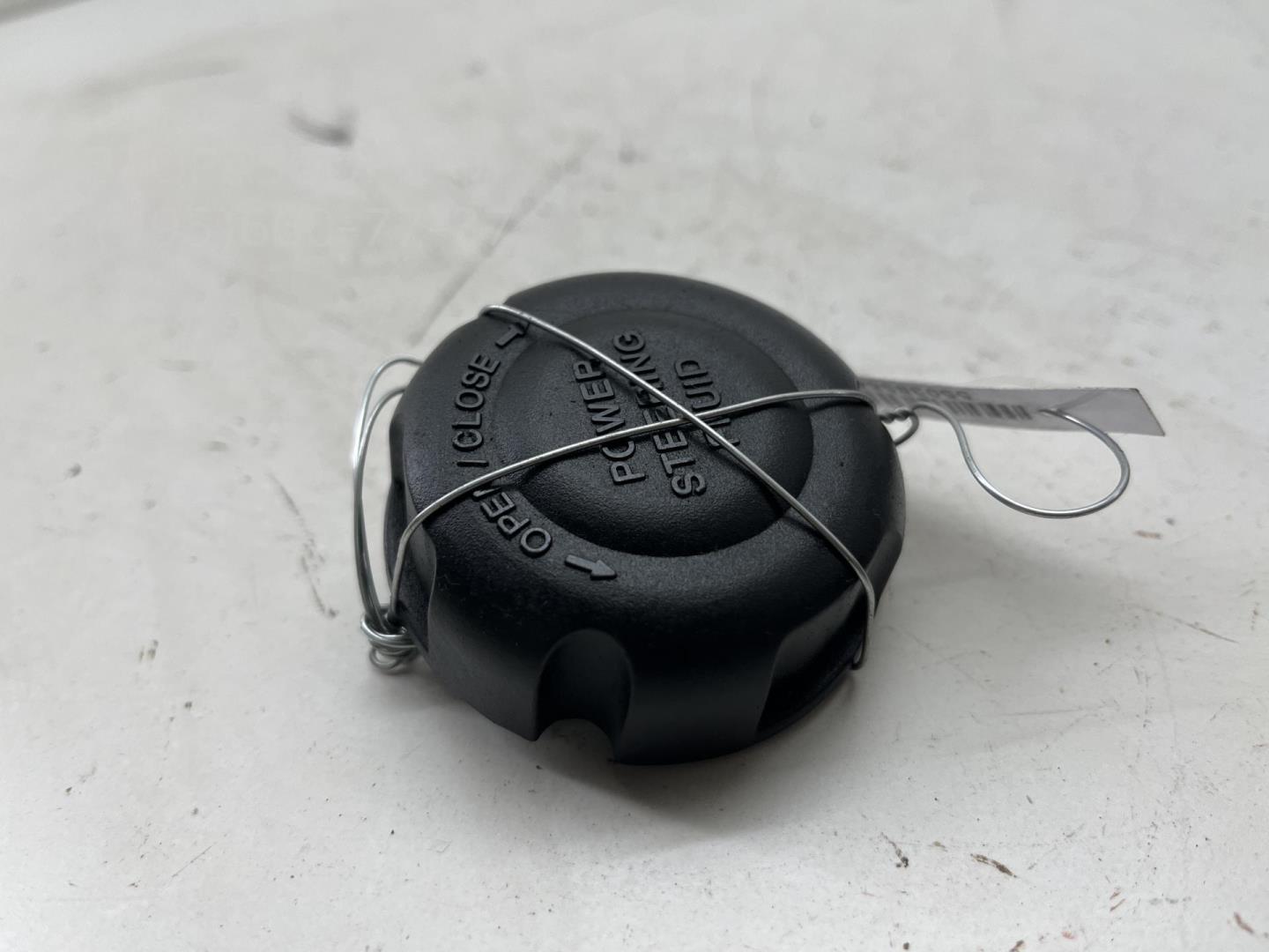 Крышка бачка ГУР