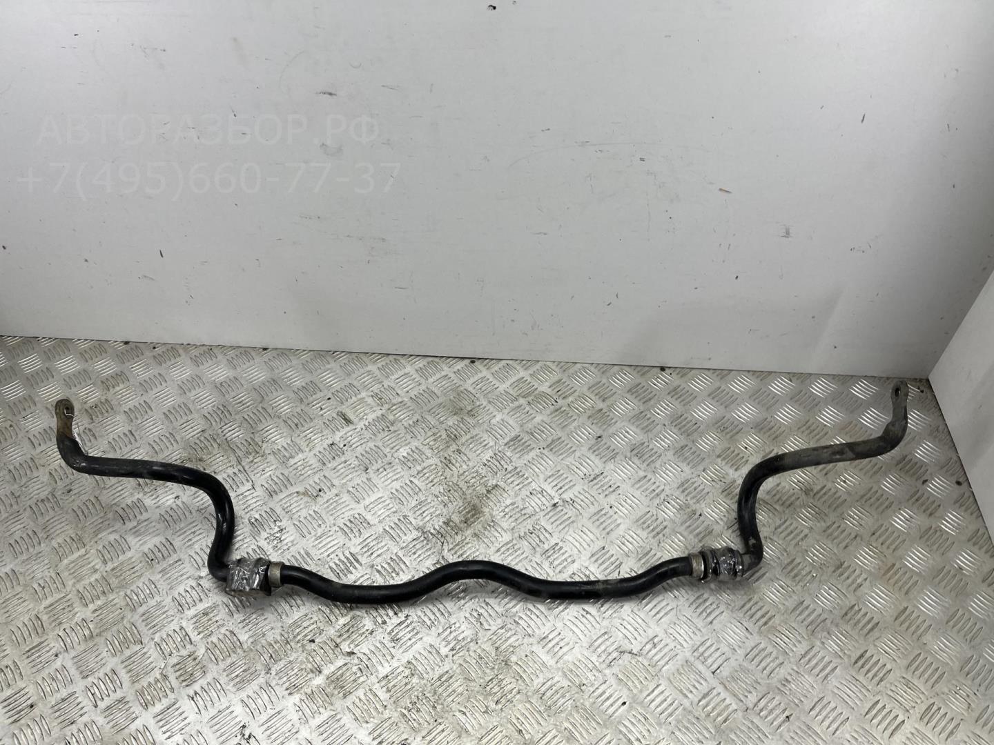 Стабилизатор передний