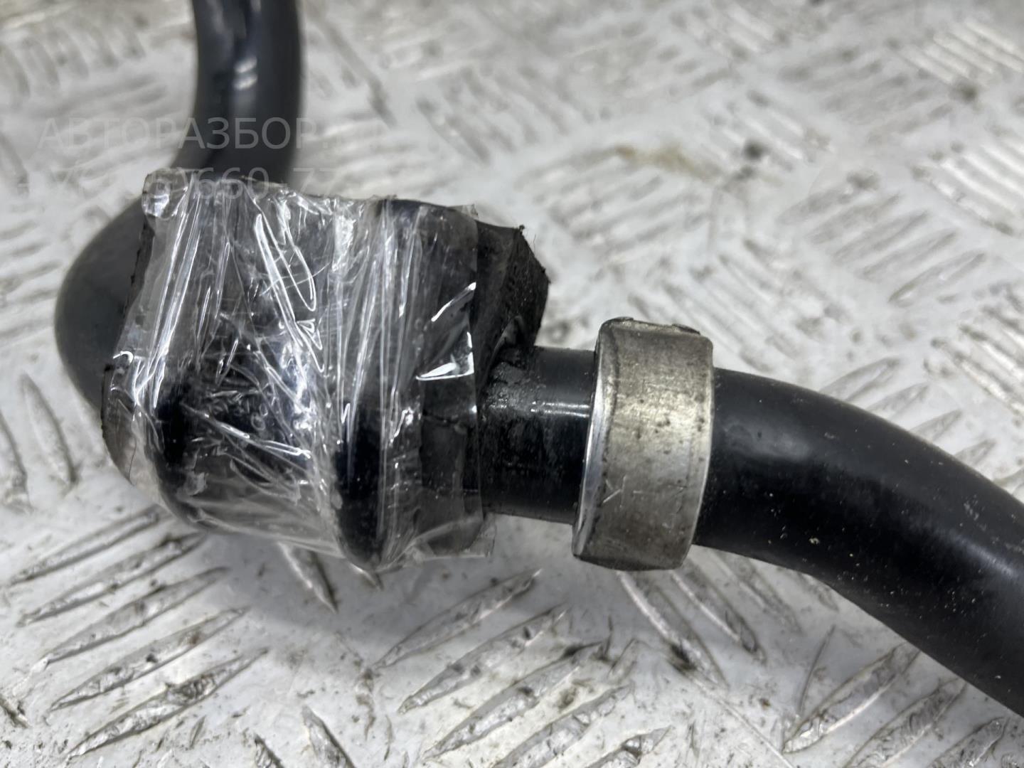 Стабилизатор передний