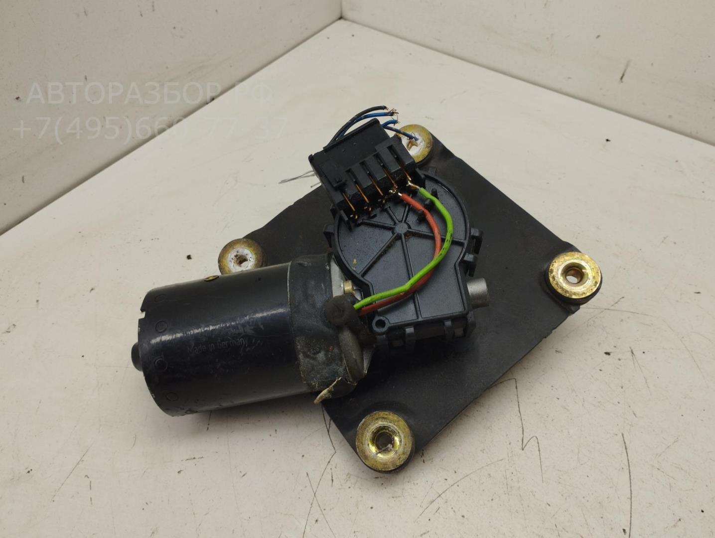 Моторчик стеклоочистителя передний