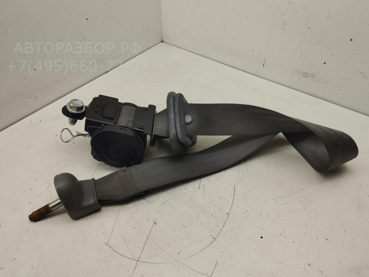 Ремень безопасности