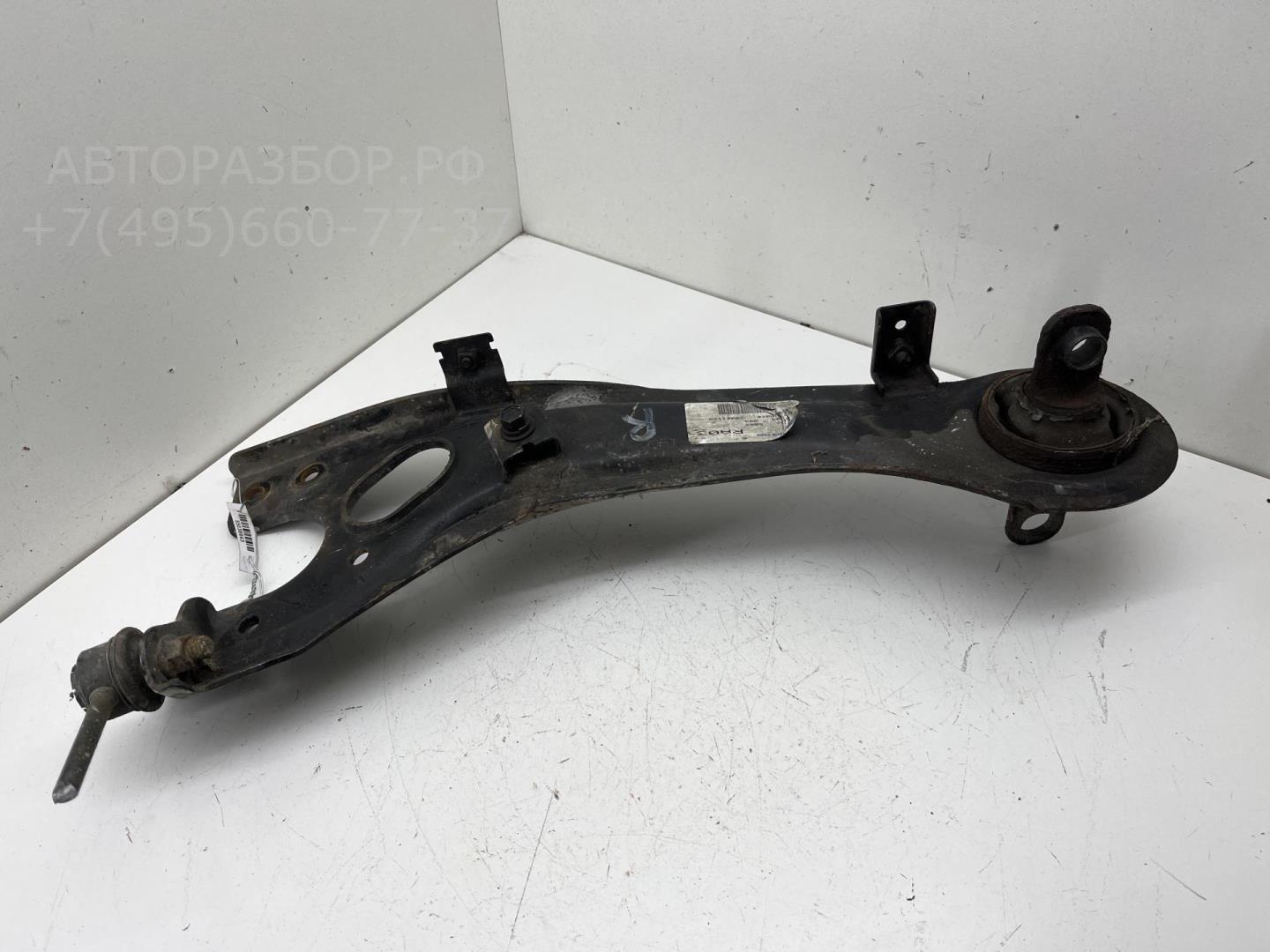 Рычаг задний правый