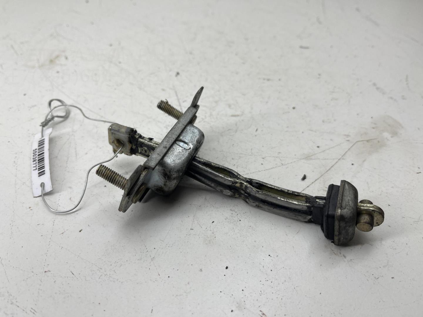 Ограничитель двери