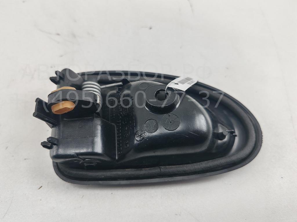 Ручка двери передней внутренняя правая