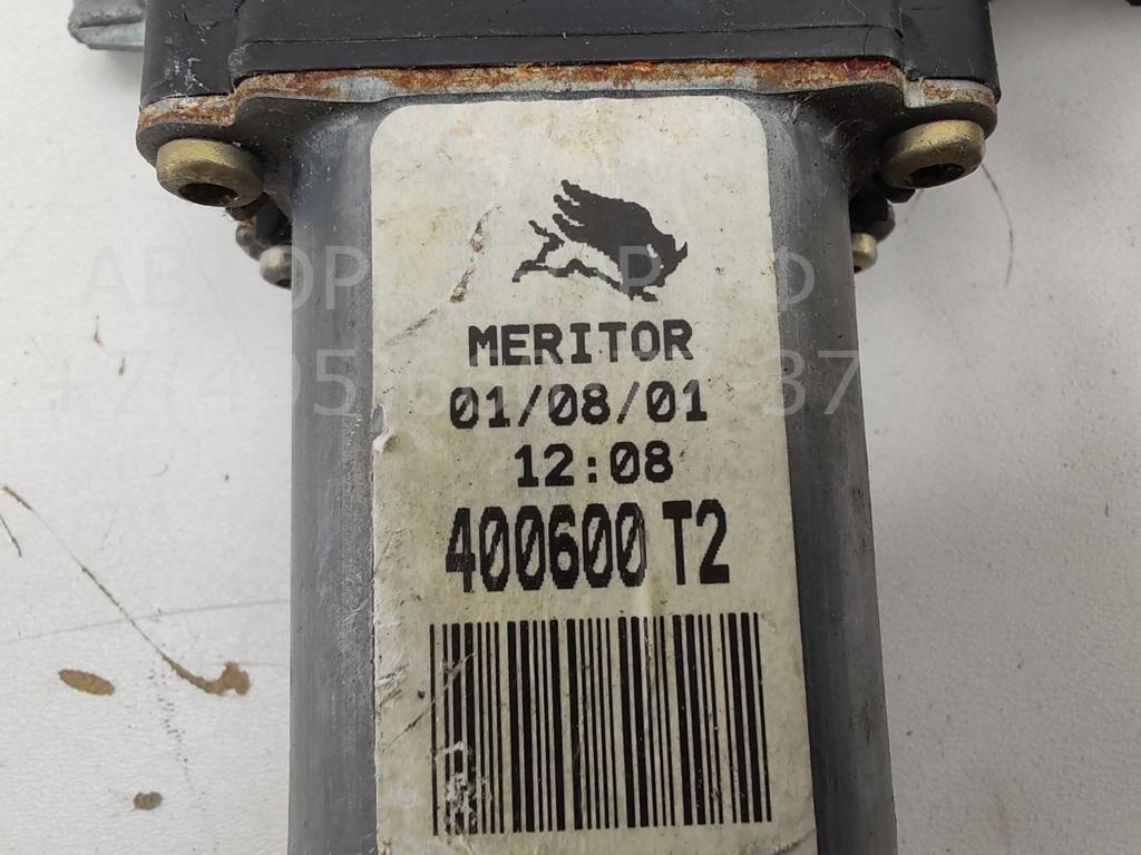 Стеклоподъемник электр. задний правый