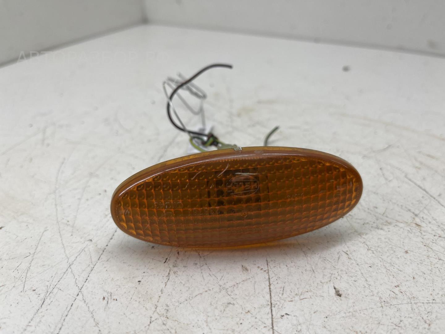 Указатель поворота правый