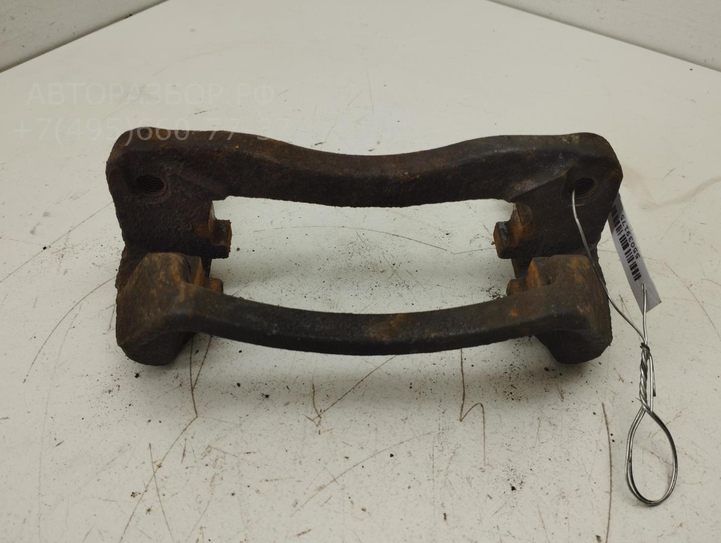 Скоба суппорта заднего