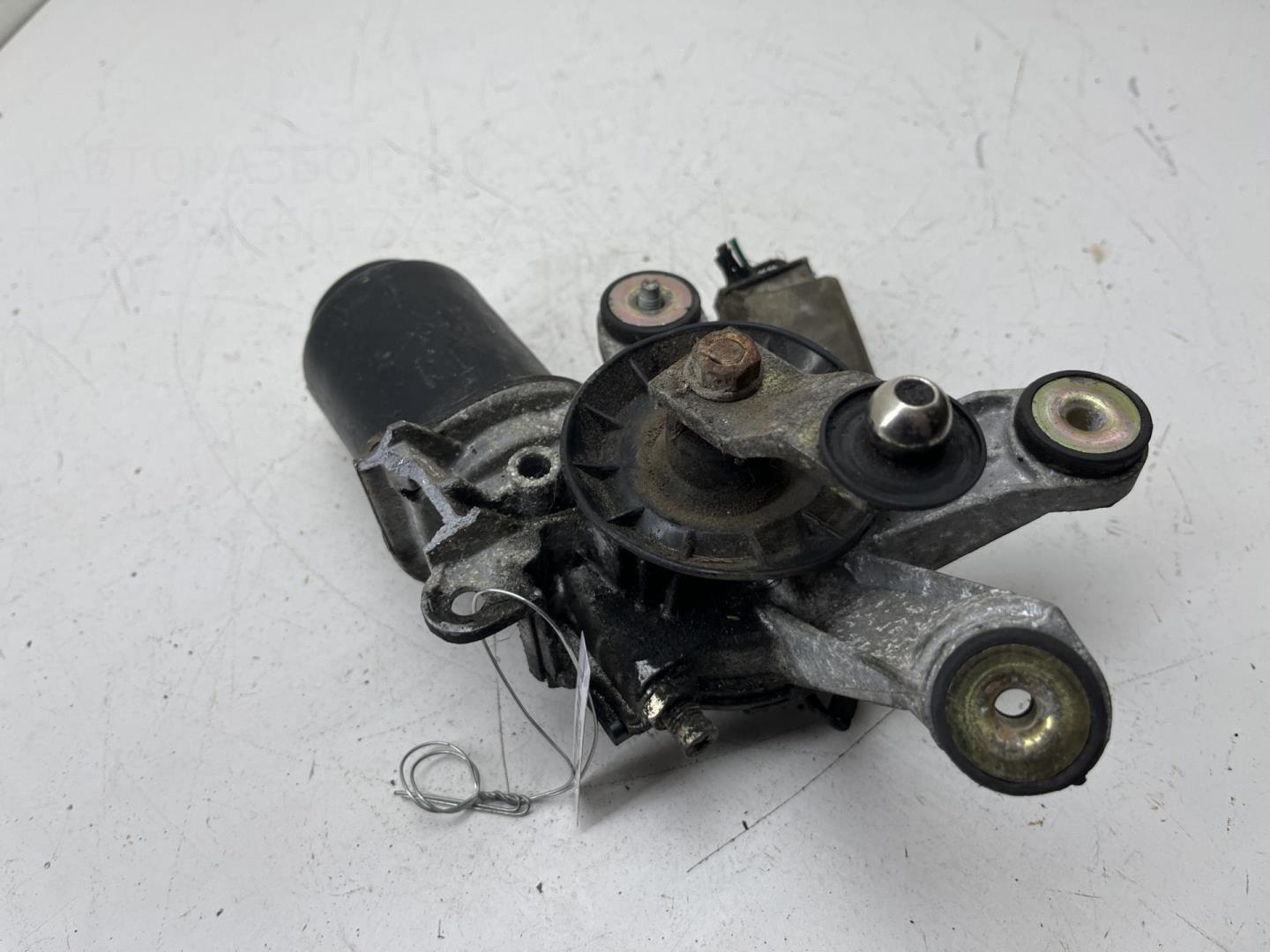 Моторчик стеклоочистителя передний