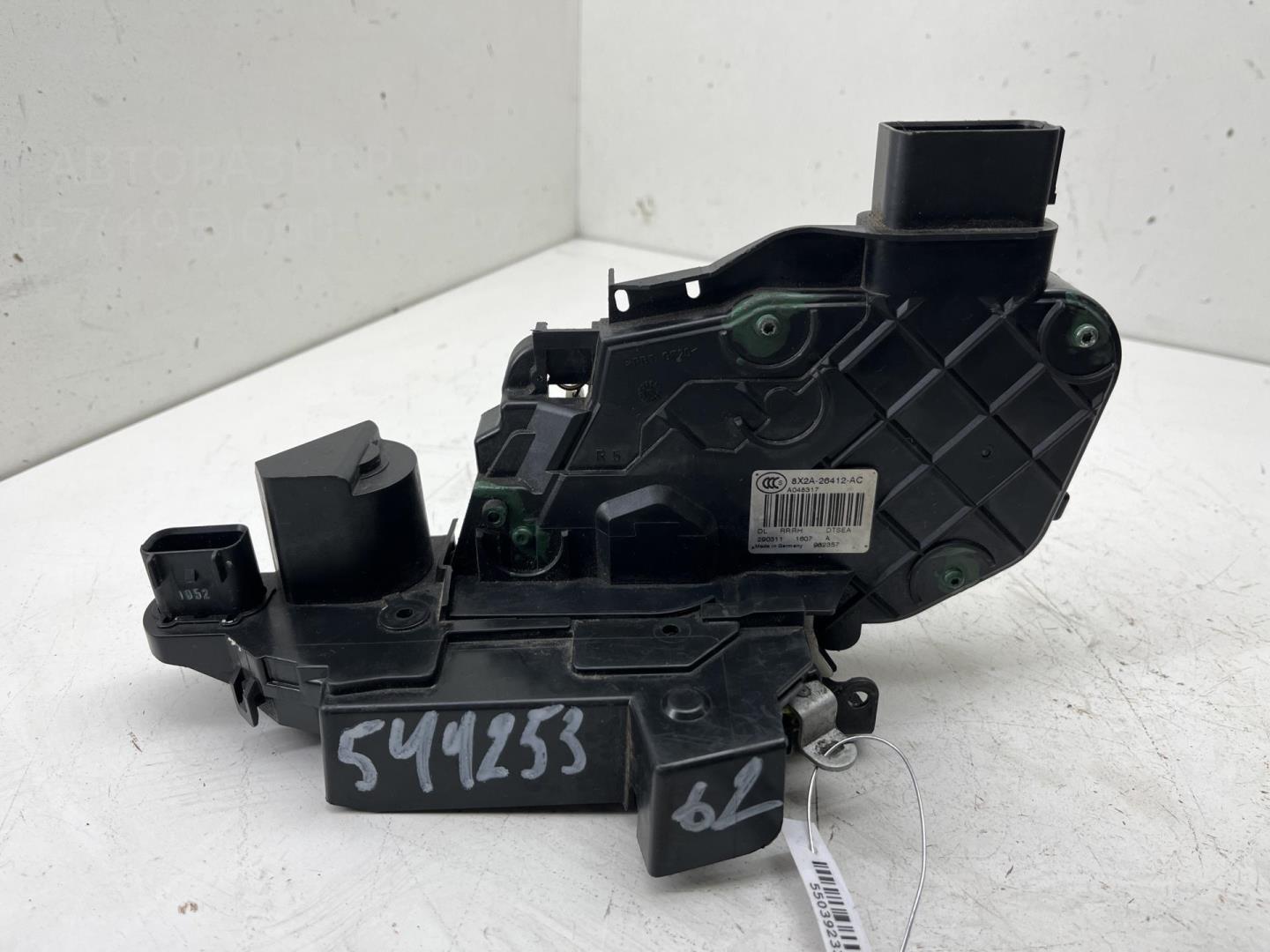 Замок двери задней правой