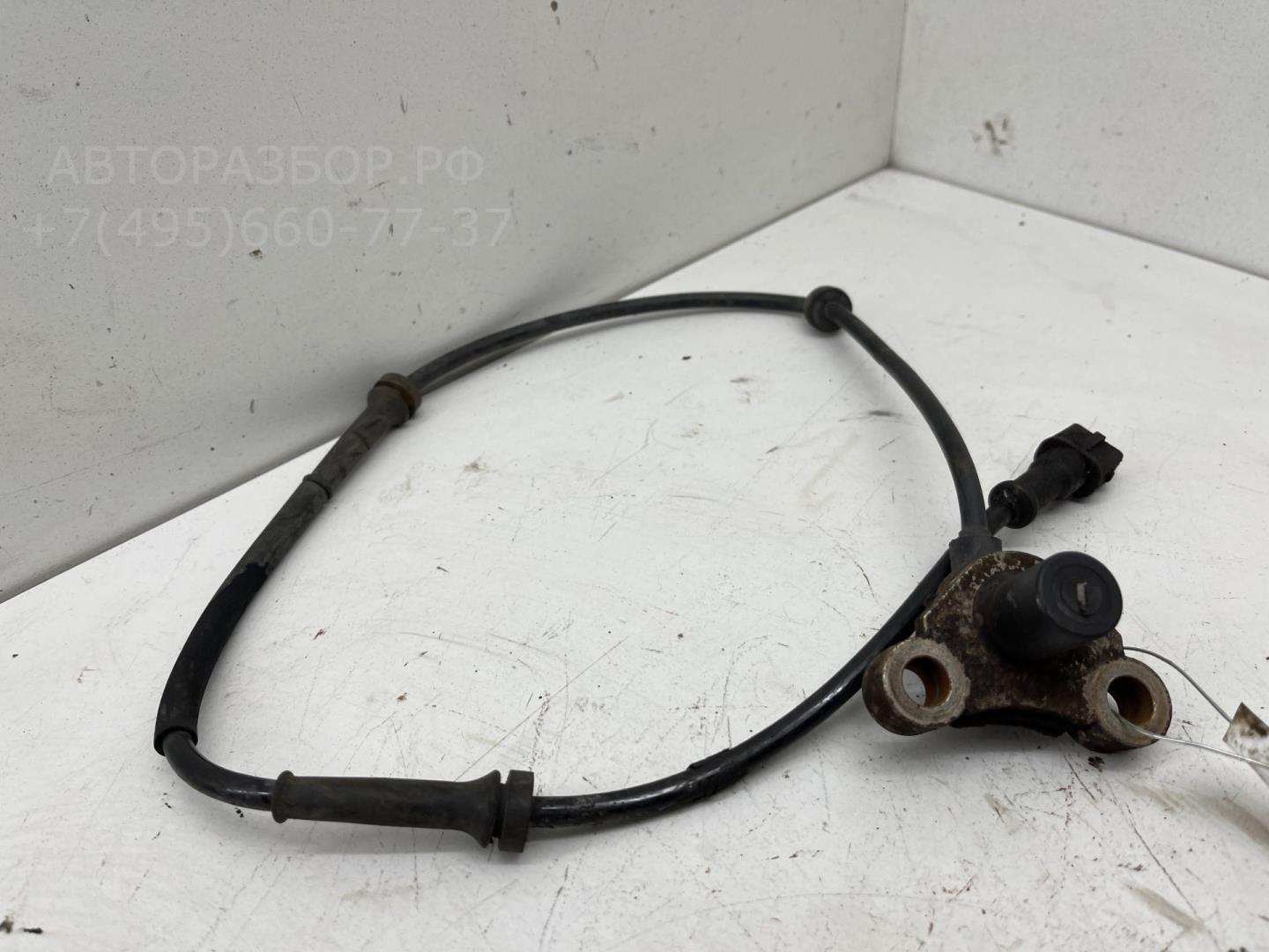 Датчик ABS задний