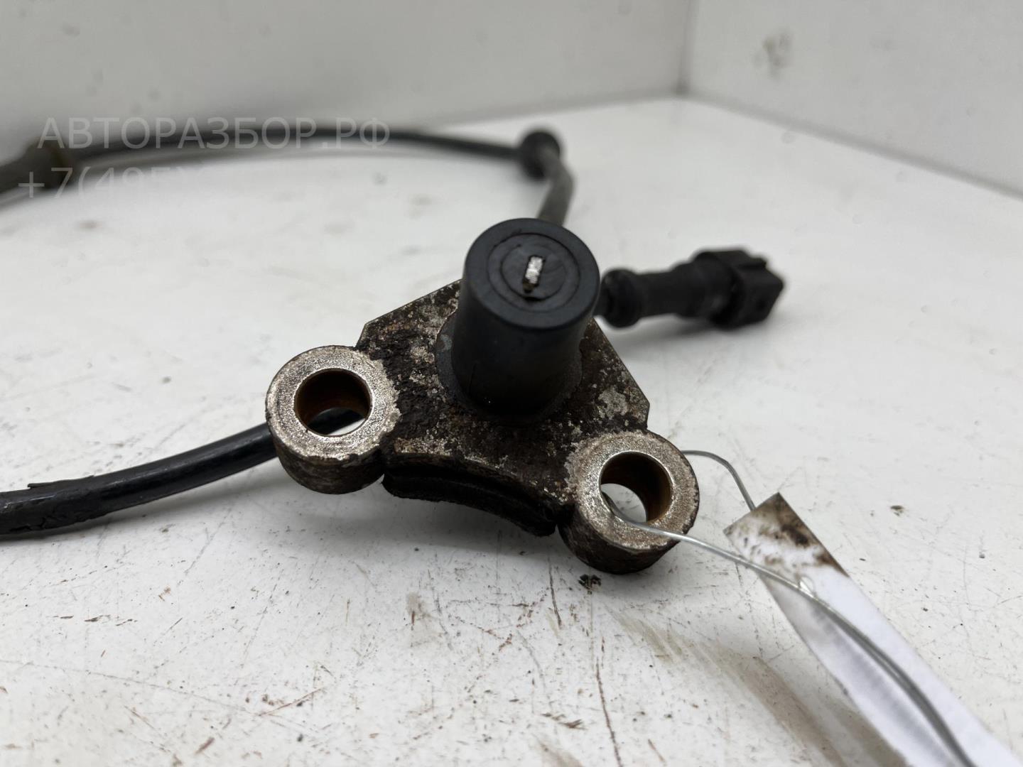 Датчик ABS задний