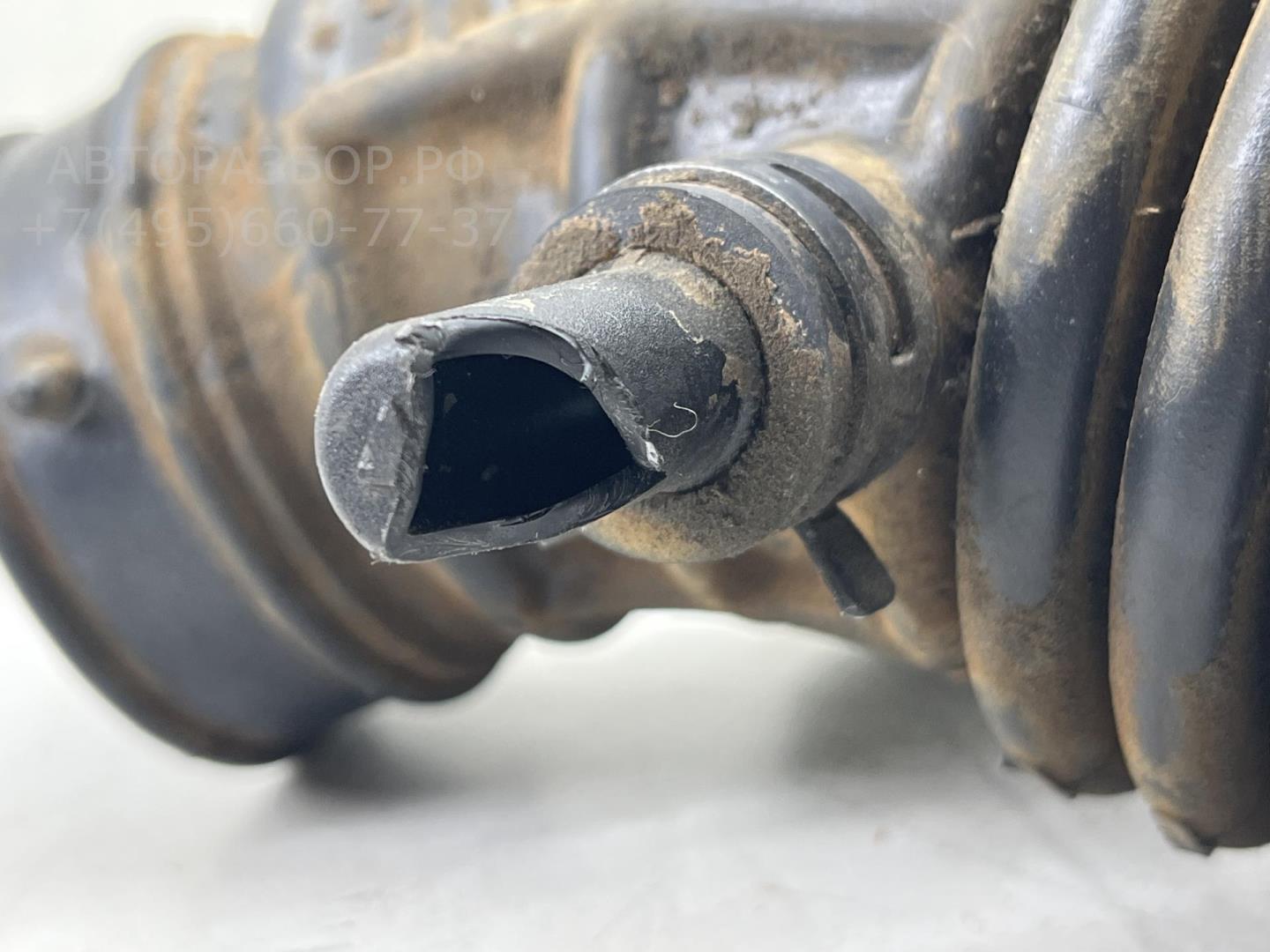 Трубка топливная