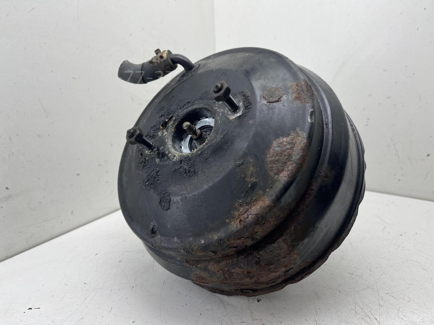 Усилитель тормозов вакуумный