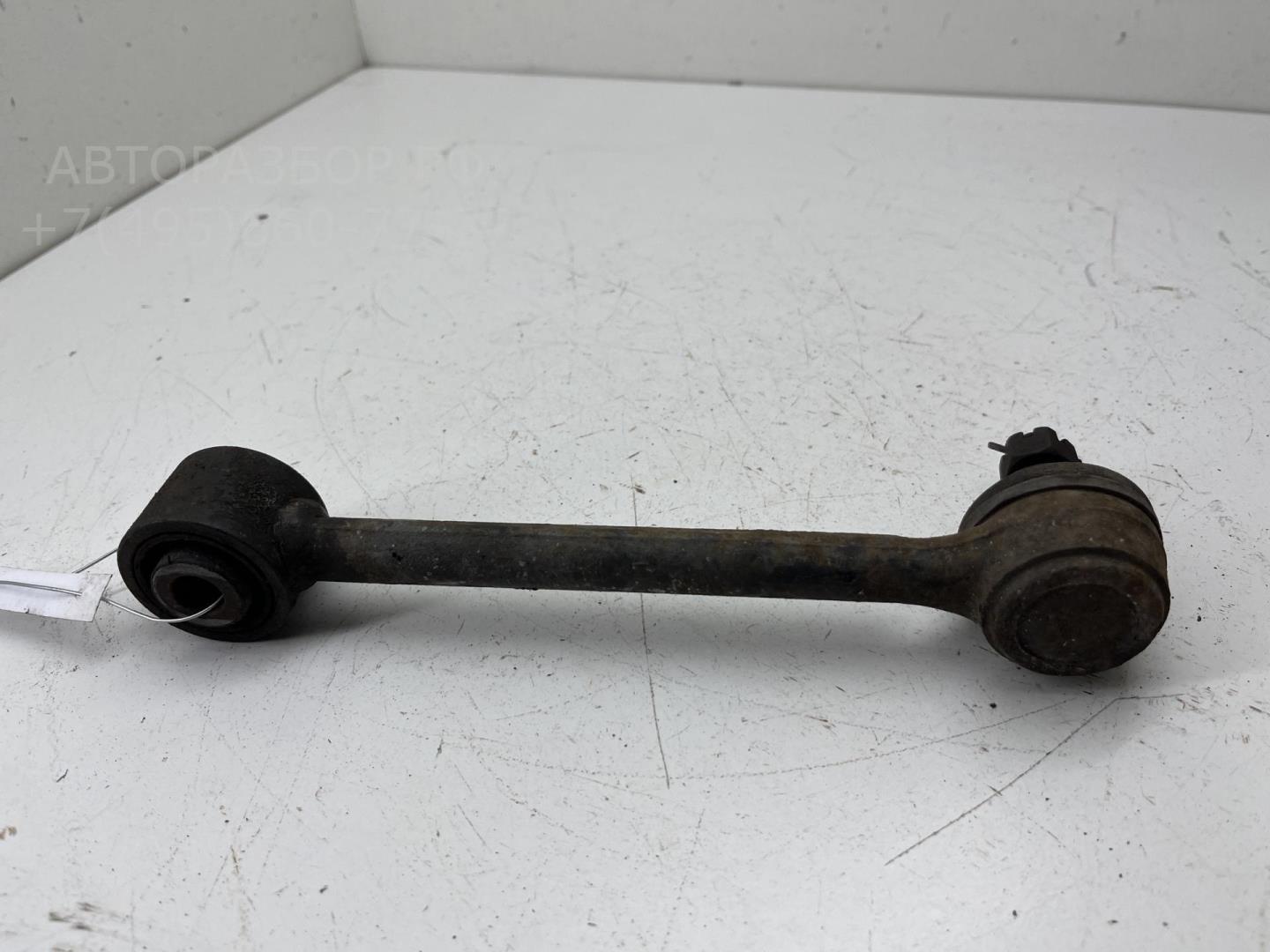 Рычаг задний правый