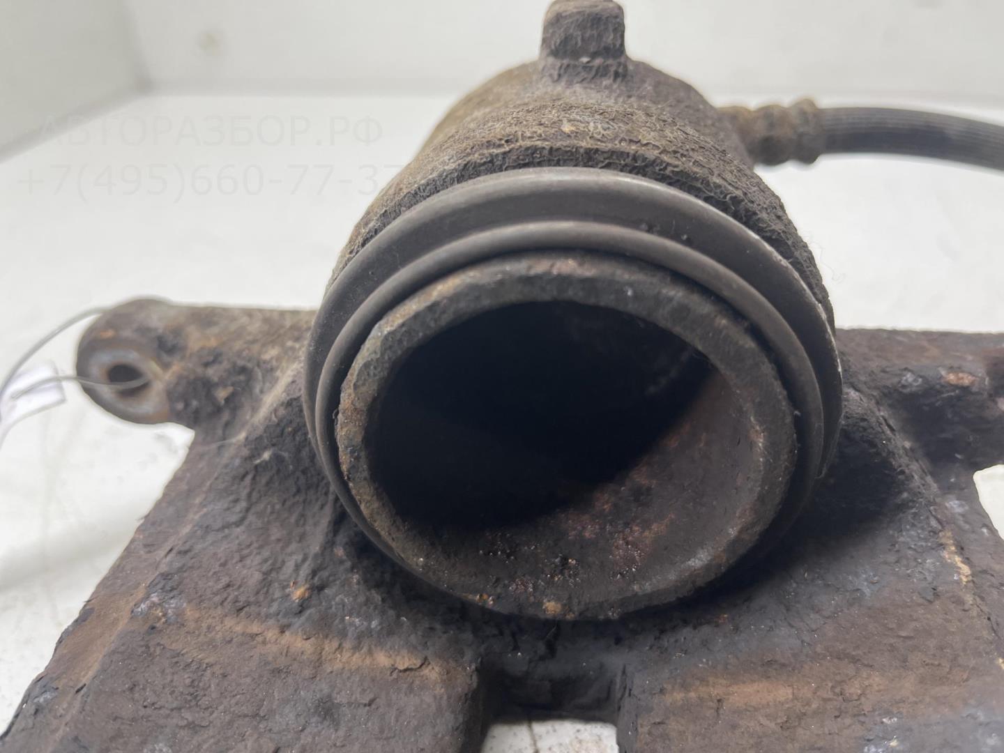 Суппорт передний правый