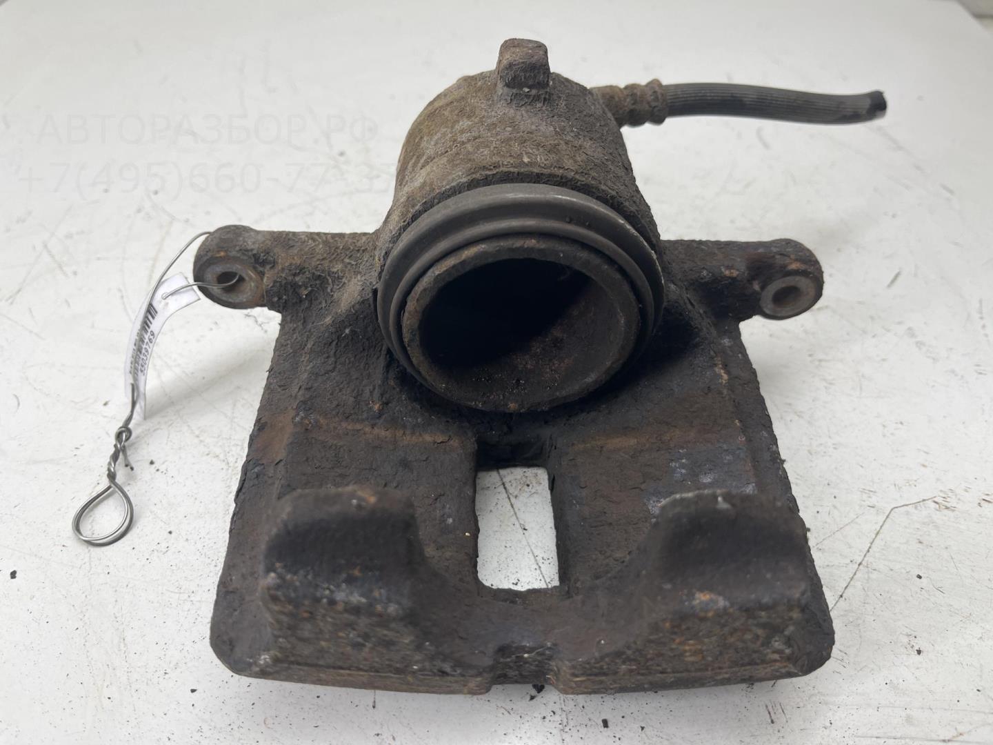 Суппорт передний правый