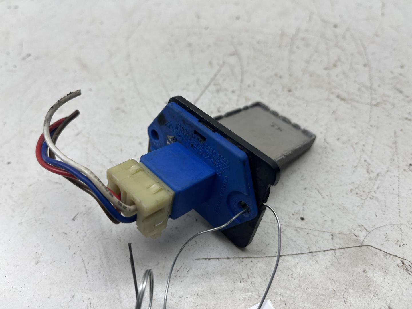 Резистор отопителя