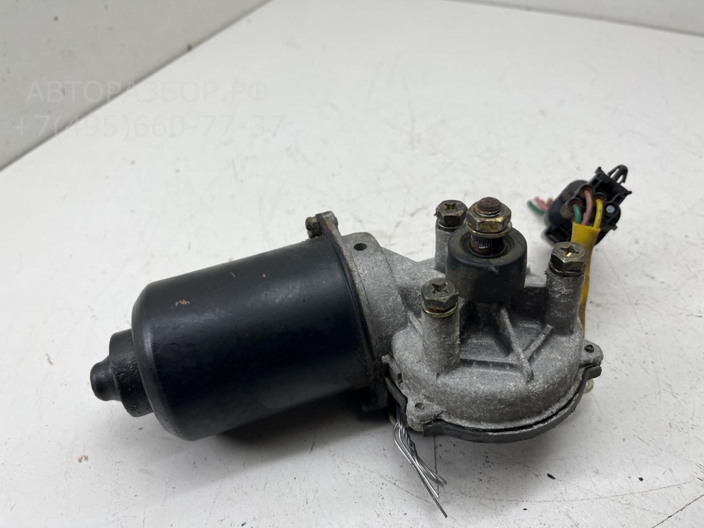 Моторчик стеклоочистителя передний