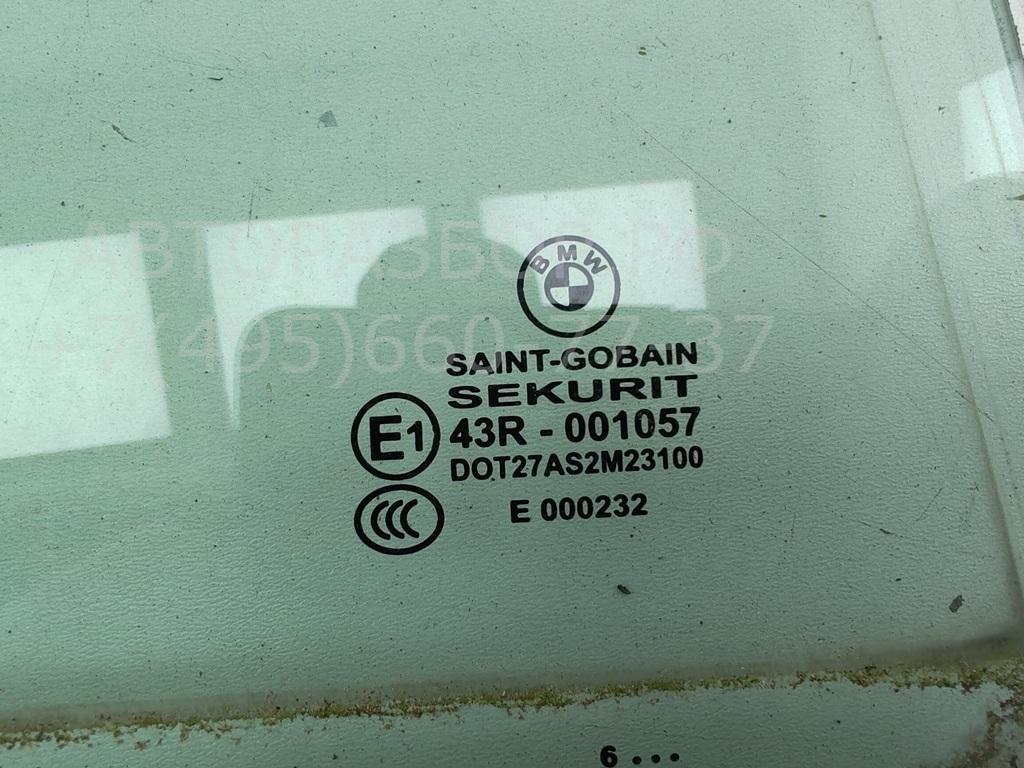 Стекло двери задней правой