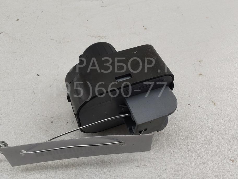 Кнопка регулировки зеркала