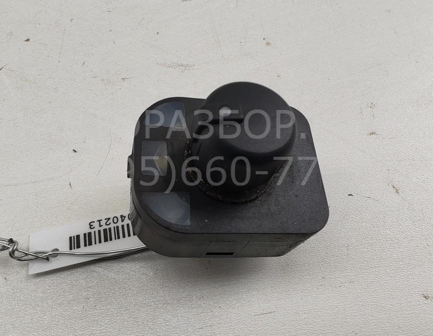 Кнопка регулировки зеркала