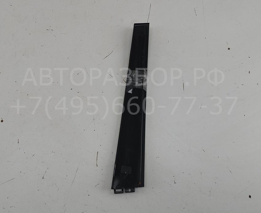 Накладка двери задней правой