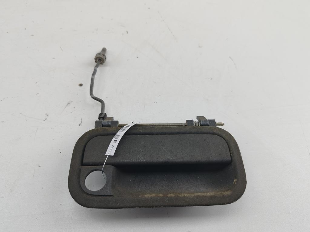 Ручка двери передней наружная правая