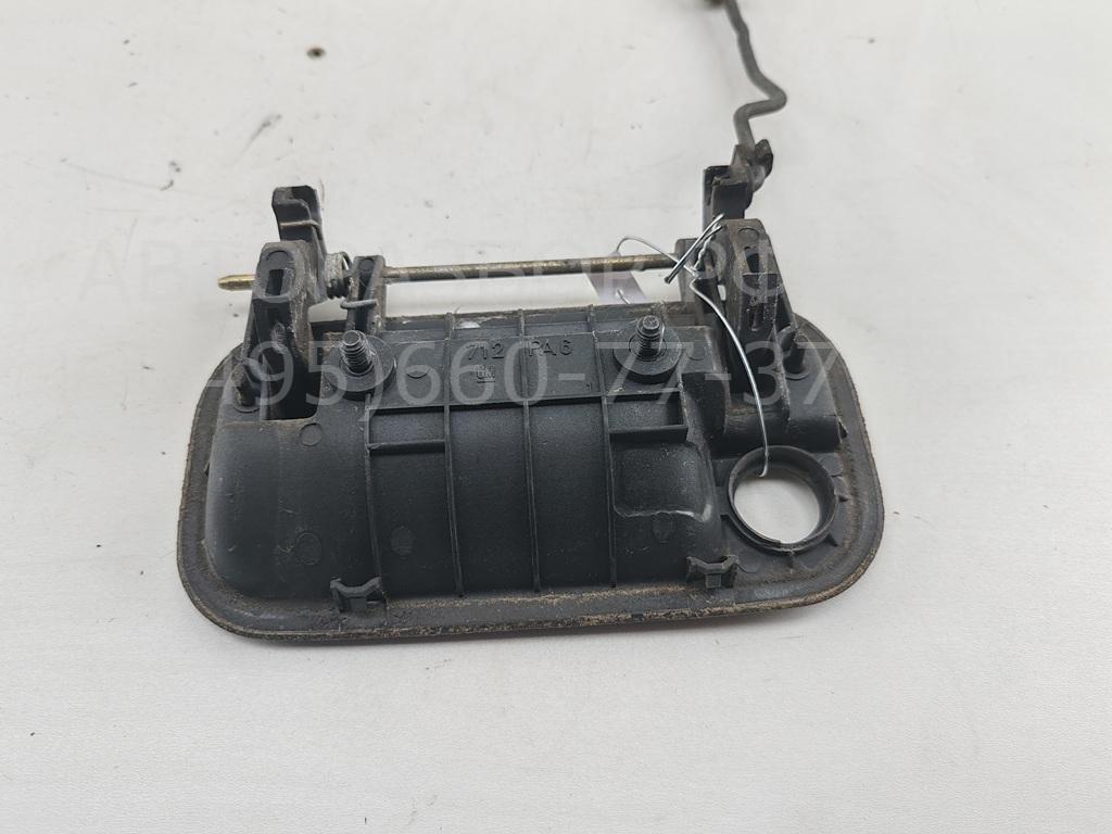 Ручка двери передней наружная правая