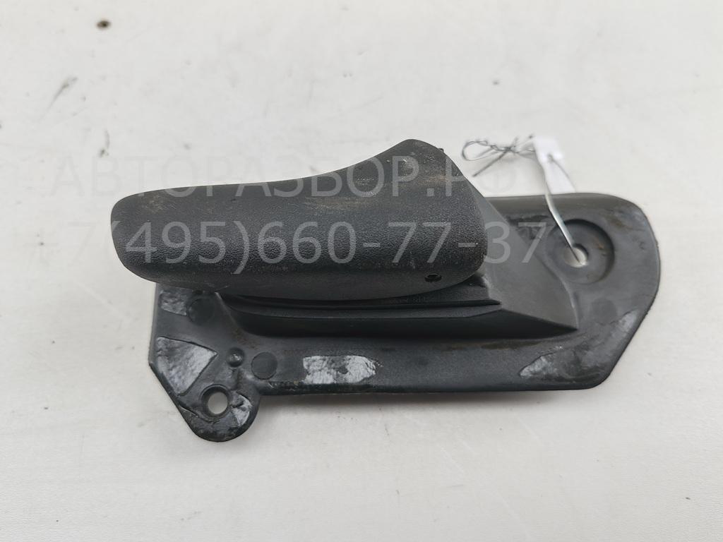 Ручка двери передней внутренняя правая