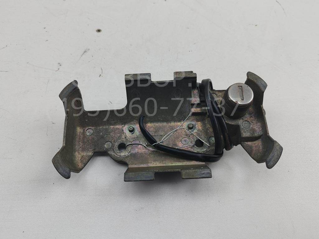 Вставка замка двери