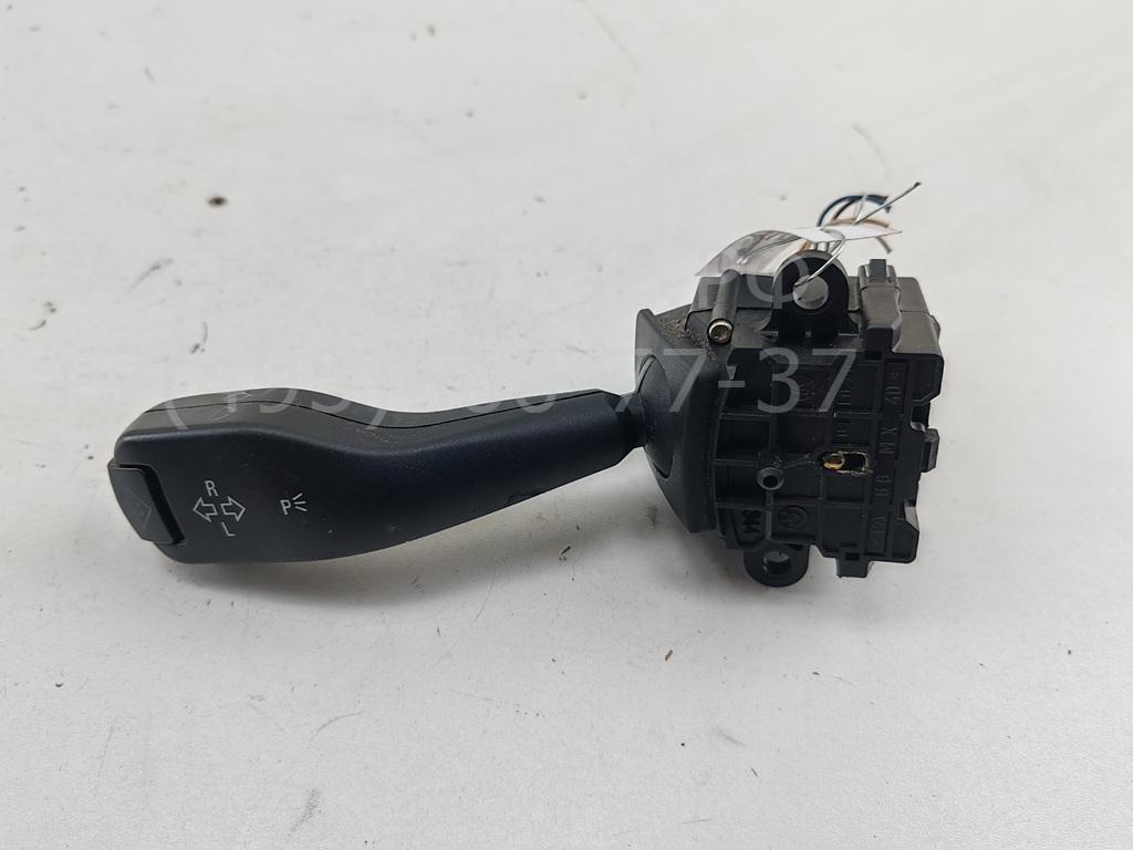 Переключатель поворотов подрулевой