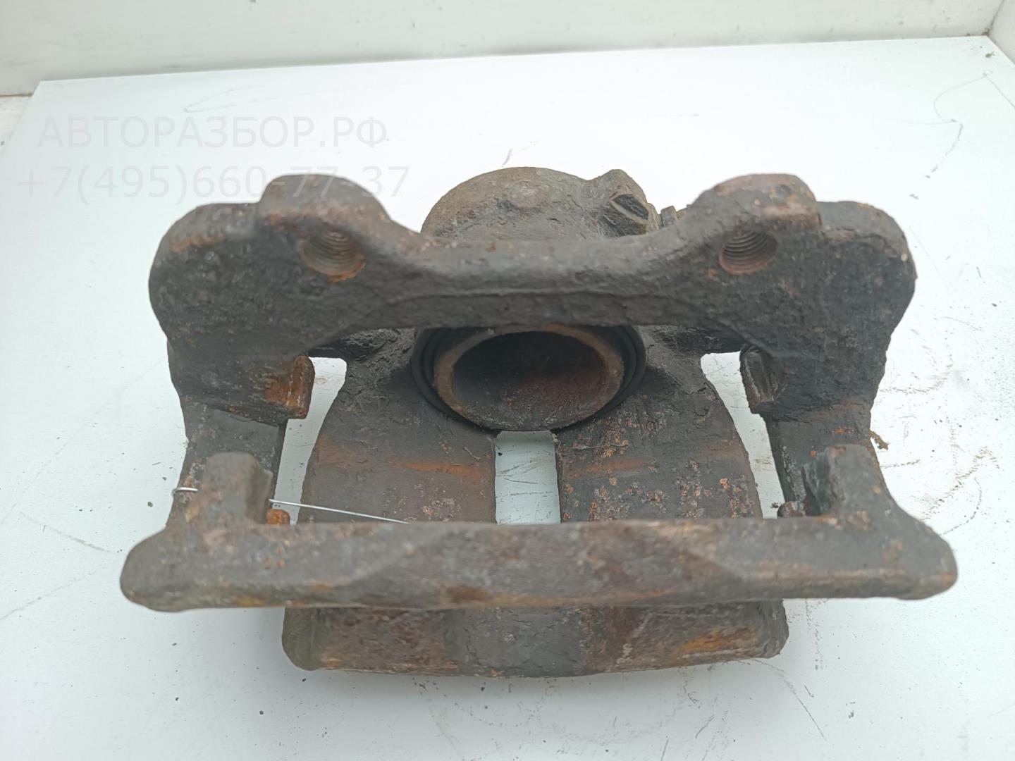 Суппорт передний правый