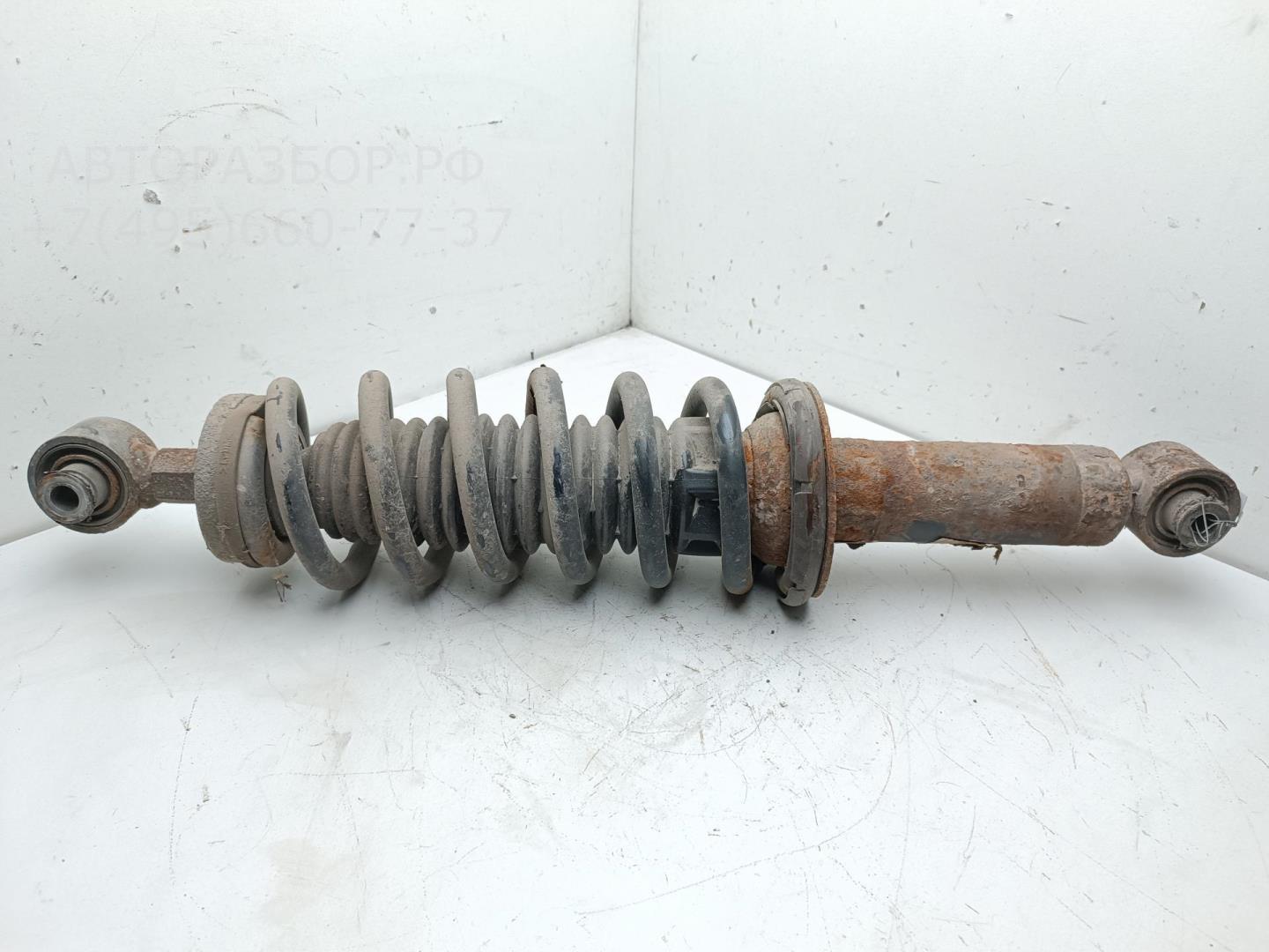 Амортизатор задний правый