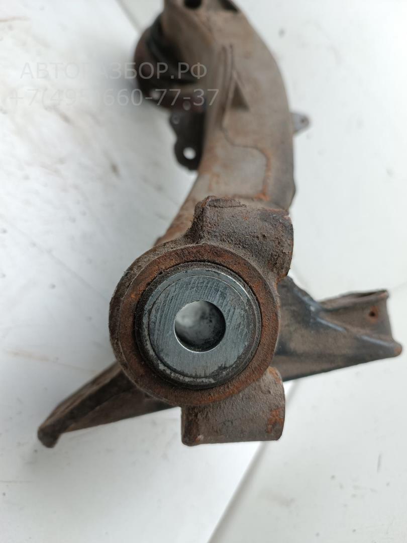 Рычаг задний правый