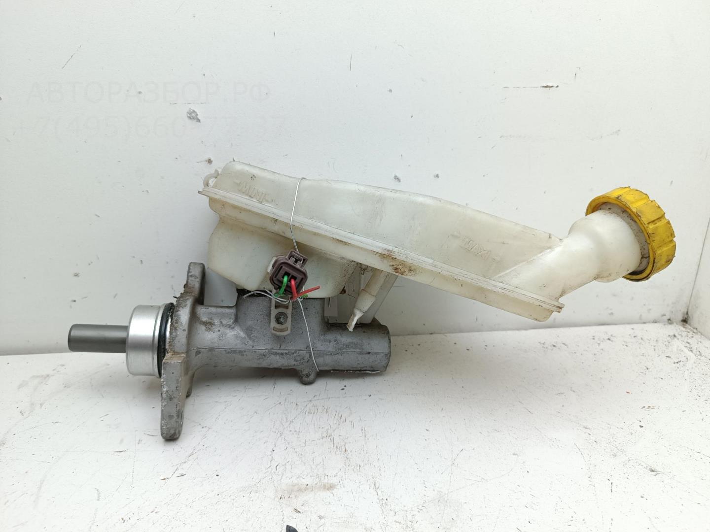 Цилиндр тормозной главный