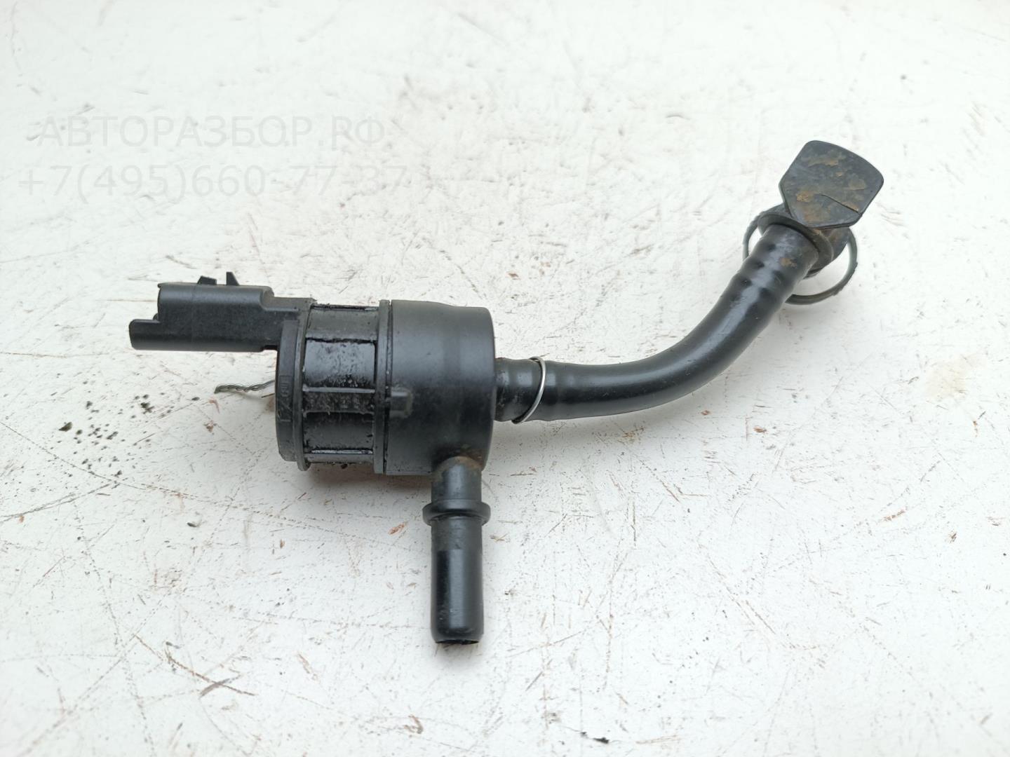 Клапан вентиляции топливного бака