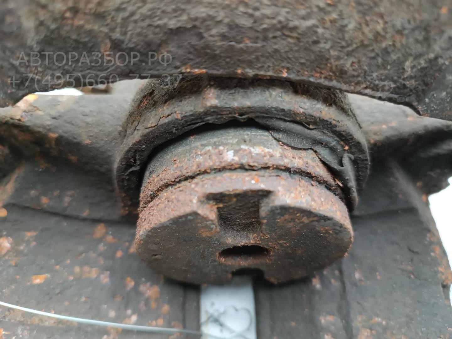 Суппорт передний левый