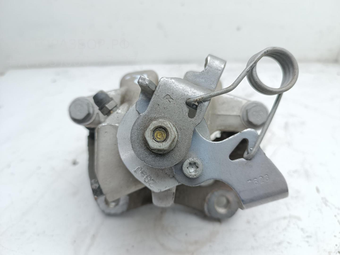 Суппорт задний правый