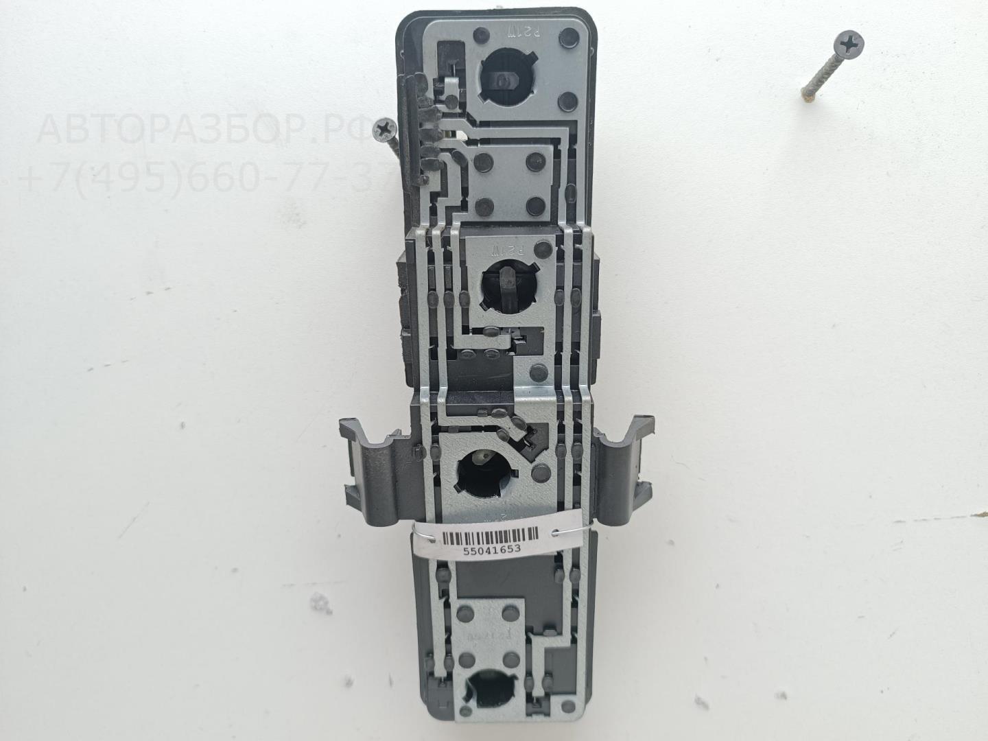 Плата заднего фонаря левого