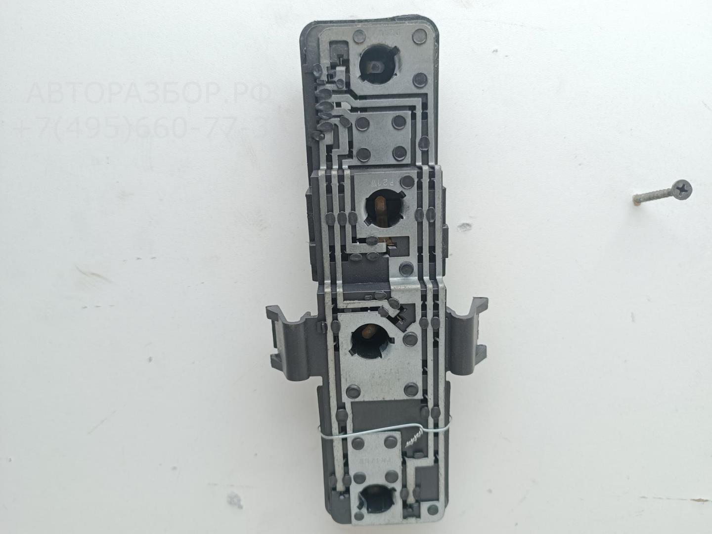 Плата заднего фонаря левого